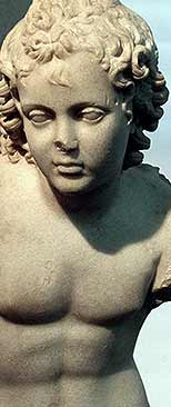 Eros, copia romana de un original de Lisipo, c.150 d.C. Eros, copia romana de un original de Lisipo, c.150 d.C.