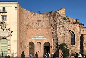 Santa María de los Ángeles y de los mártires. Entrada