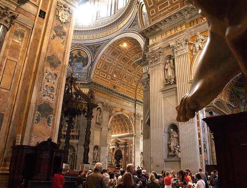 Basílica de San Pedro - baldaquino y cúpula