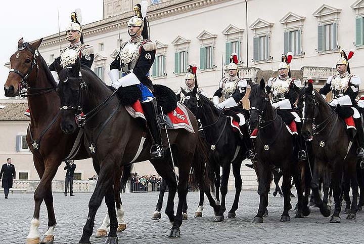 Cambio de guardia en el Quirinal