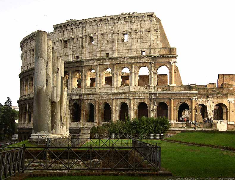 Monumentos En Roma Italia