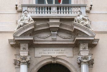 Palacio del Quirinal. Detalle de la entrada