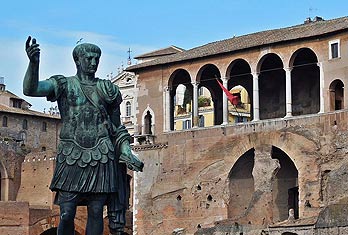 Estatuas de los Foros Imperiales