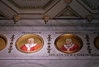 San Pablo Extramuros. Retratos de los últimos papas